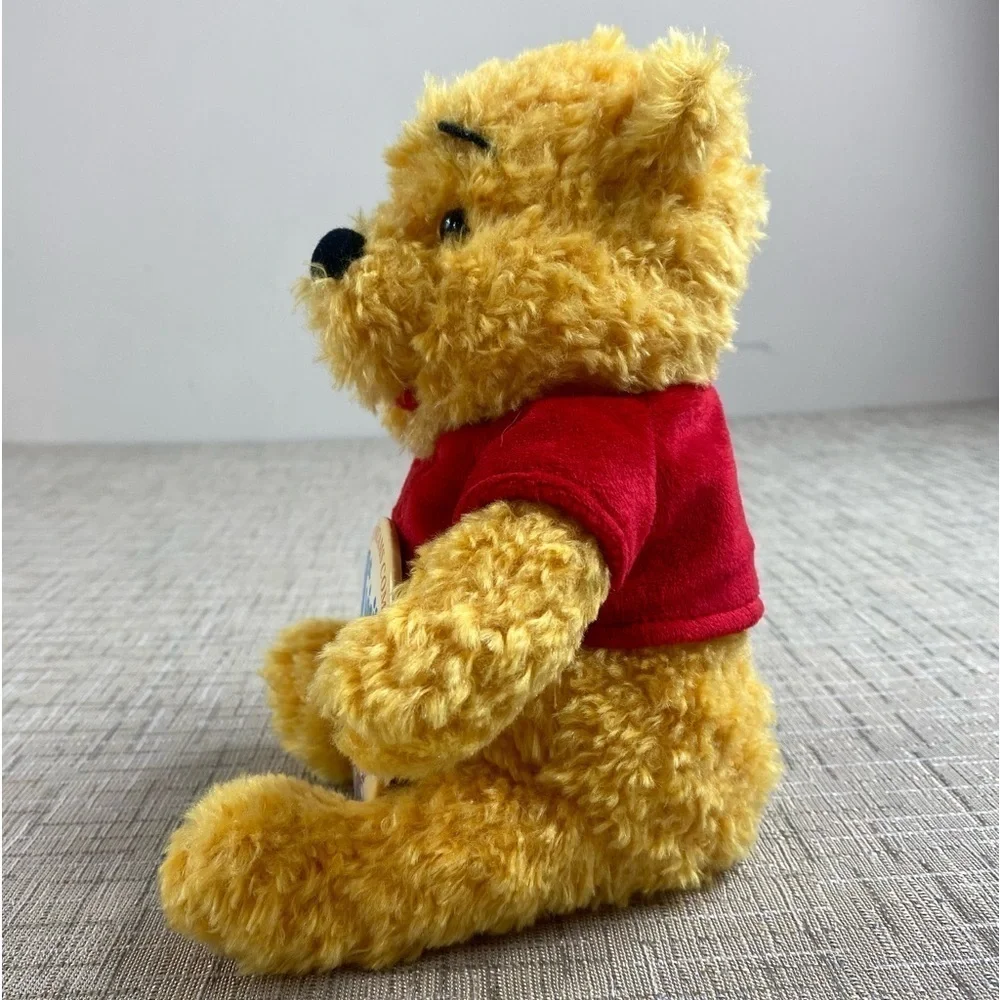 Disney‎ Parks Winnie the Pooh Stuffed Animal w/1st Visit Disneyland Pin
